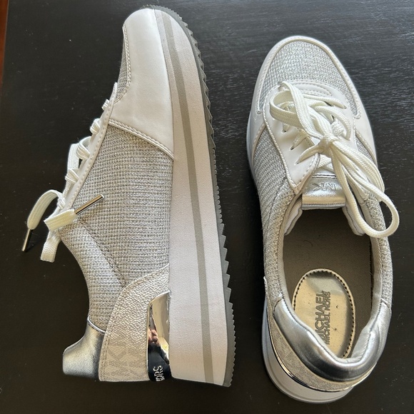 Michael Kors sneakers - Picture 1 of 4